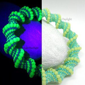 Uranium Glass Cellini Bangle Bracelet
